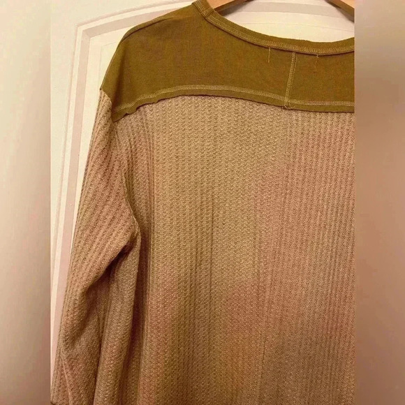 Urban Mangoz Boho style oversized high low waffle knit short sleeve top large - Picture 6 of 7